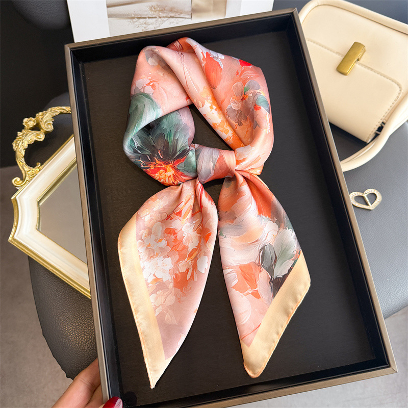 2026 New Floral Print Silk Squ - Silk Neck Scarf incelemesi ve fiyatı