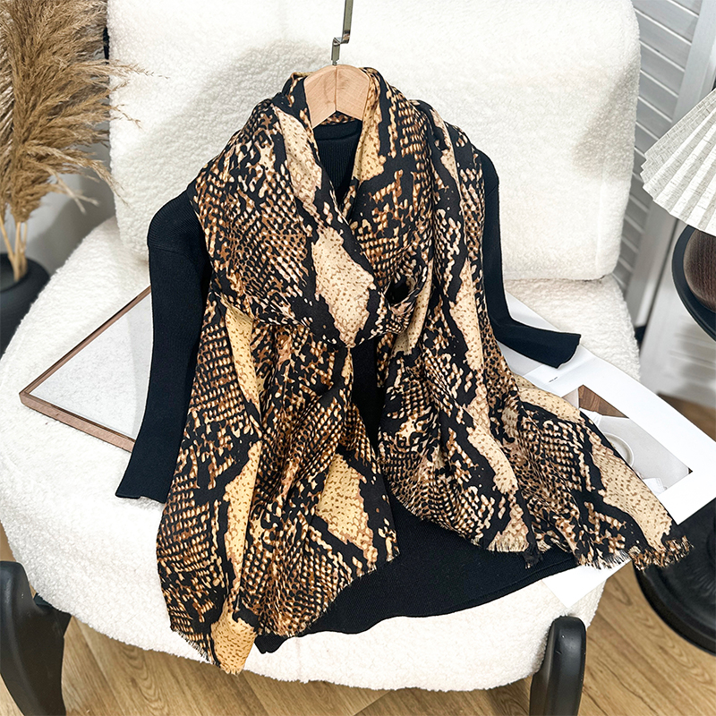 Luxury Brand Scarf Leopard pri - Pashmina Wrap Large incelemesi ve fiyatı