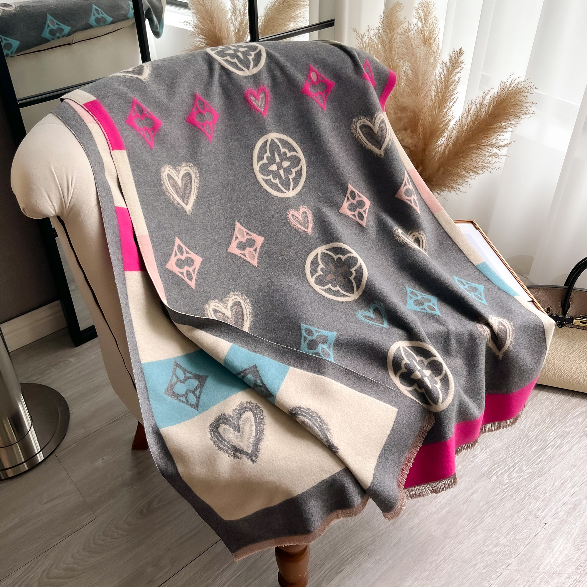 Luxury Cashmere Love Scarf Win - Woven Scarf Blanket incelemesi ve fiyatı