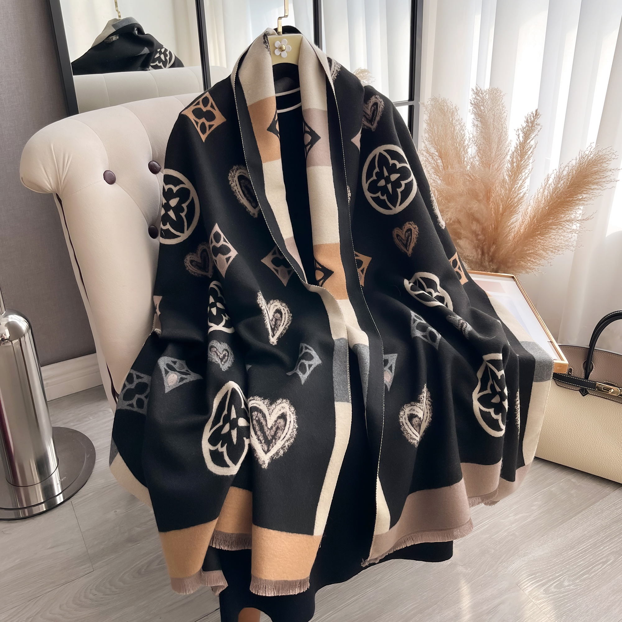 Luxury Cashmere Love Scarf Win - Woven Scarf Blanket incelemesi ve fiyatı