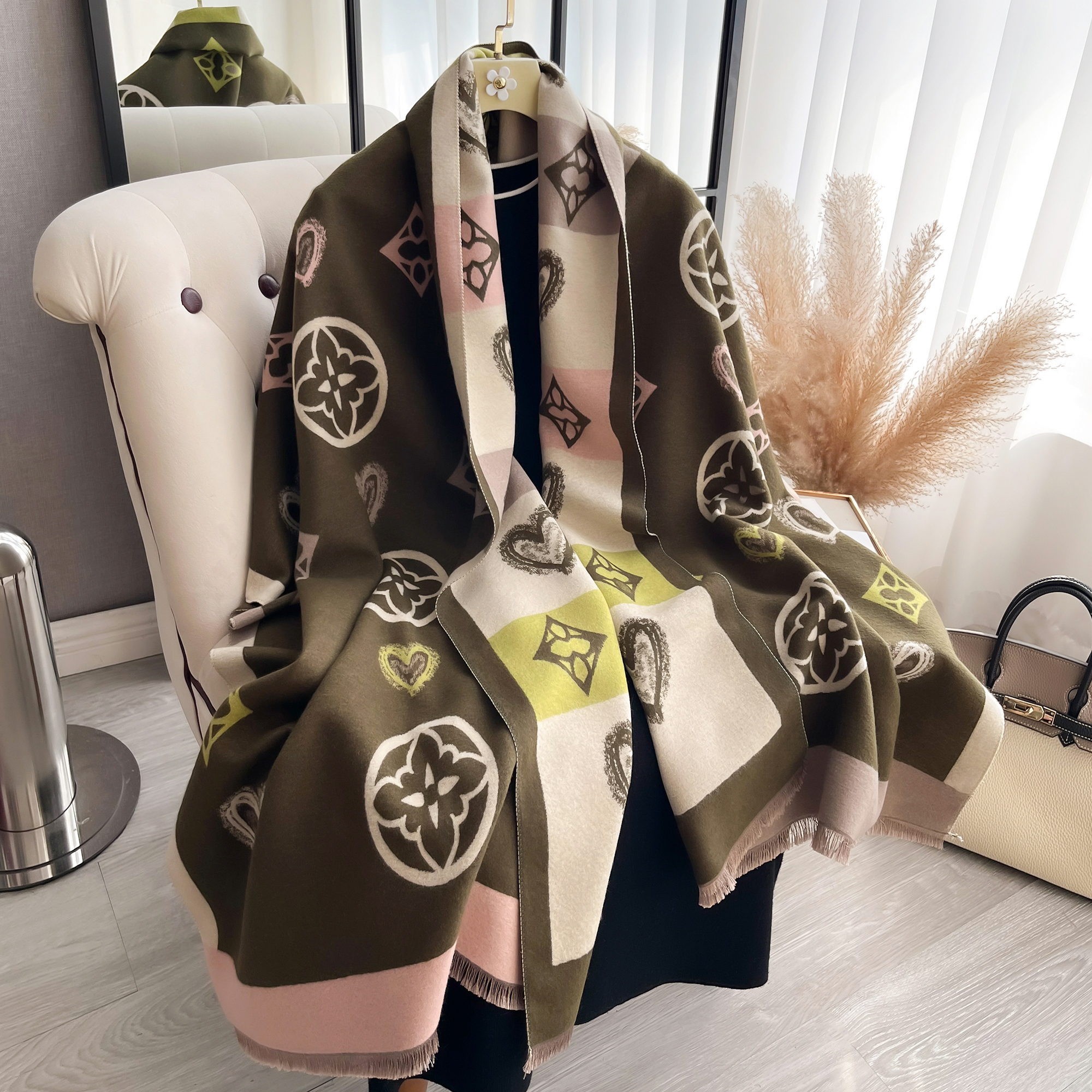 Luxury Cashmere Love Scarf Win - Woven Scarf Blanket incelemesi ve fiyatı