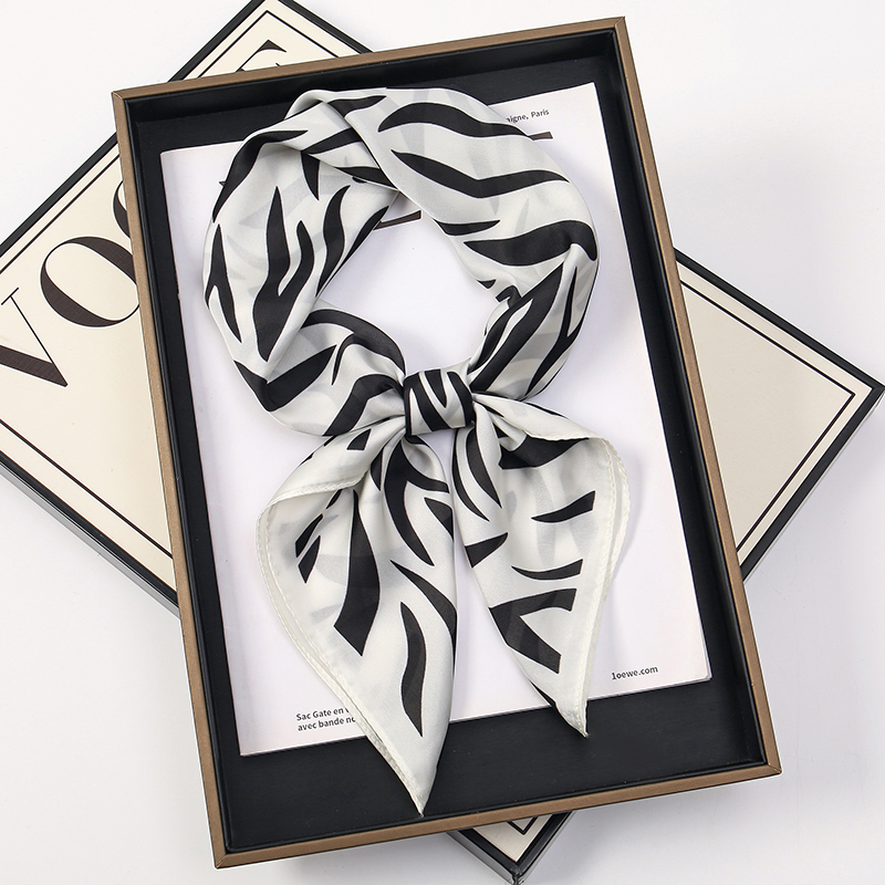 2025 Fashion Zebra Stripes Des - Silk Tie Striped incelemesi ve fiyatı